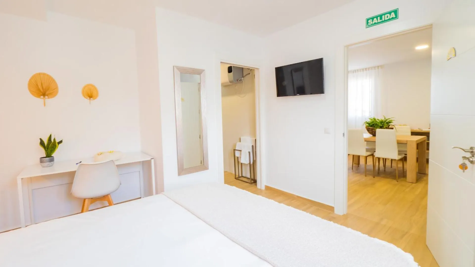 Cubo'S Hostal William'S Sunny 1 Bano Adaptado Torre de Benagalbon Guest house